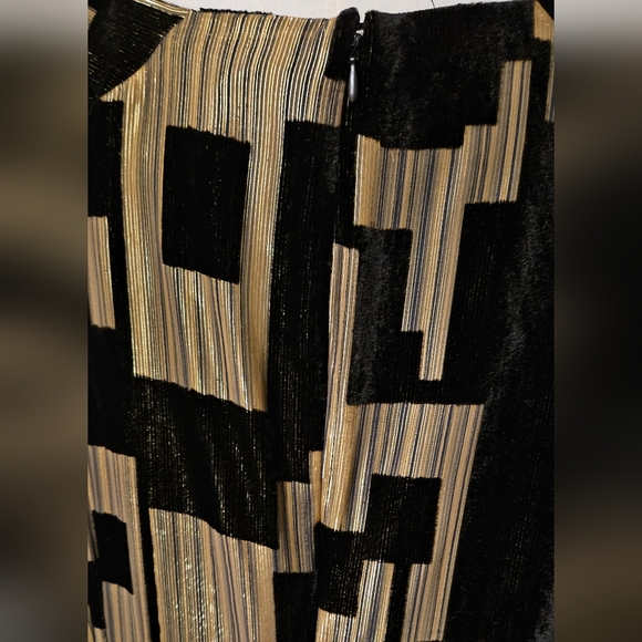 NWT Donna Karan Velvet Burnout Sheath Dress: Black & Gold: Size- 10 - Picture 6 of 16